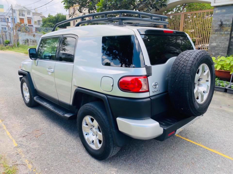 Toyota FJ Cruiser: SUV off-road được ưa chuộng một thời ở Việt Nam