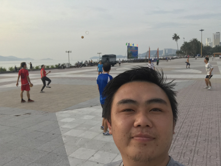 Lần đầu đi viếng Đức mẹ La Vang cùng ''emchai aiten'' Lần đầu đi viếng Đức mẹ La Vang cùng ''emchai aiten''