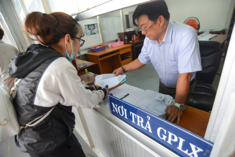 Ai sẽ sát hạch, cấp bằng lái xe: công an hay giao thông? Ai sẽ sát hạch, cấp bằng lái xe: công an hay giao thông?