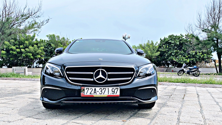 Mercedes E200 Sport lăn bánh 11.2019