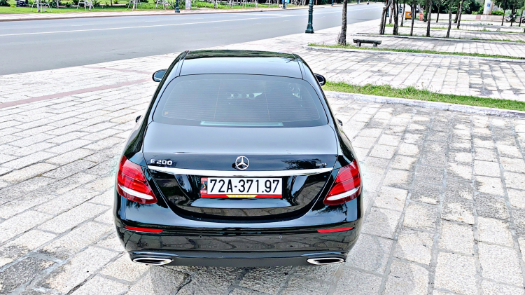 Mercedes E200 Sport lăn bánh 11.2019