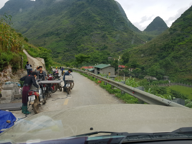 Kỳ nghỉ hè ngắn ngủi năm 2020 với chiến binh "già gân" Land Cruiser: 13 ngày - 5.500km !