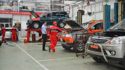 Mitsubishi Huỳnh Tấn Phát.jpg