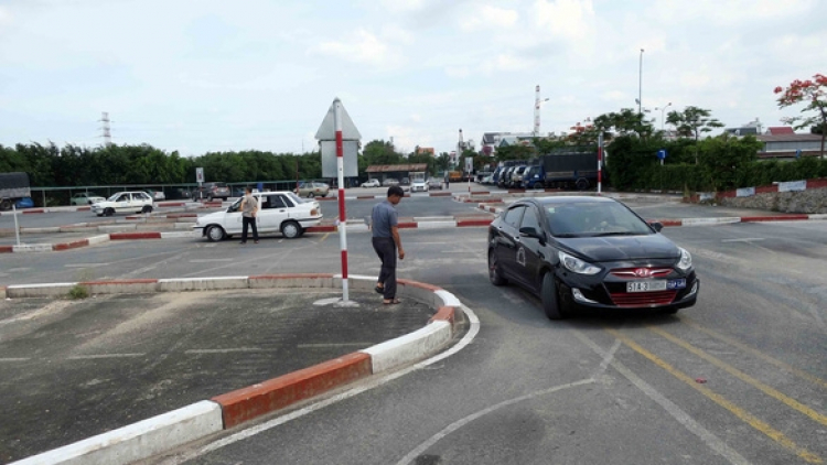 Chính phủ thống nhất để Bộ Công an sát hạch cấp bằng lái xe