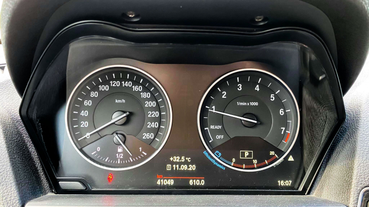 BMW 118i đời 2015 bán lại ngang giá Mazda3: Hatchback Đức lái hay cho người trẻ BMW 118i đời 2015 bán lại ngang giá Mazda3: Hatchback Đức lái hay cho người trẻ