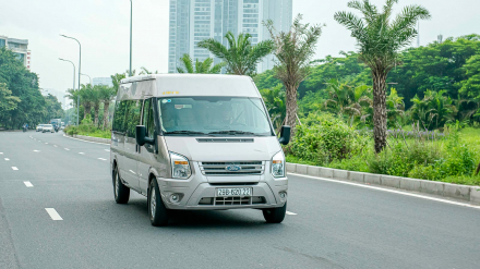 Ford Transit 8.jpg