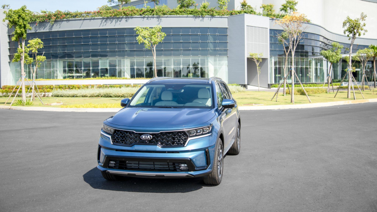 Kia Sorento 2021 chính thức ra mắt tại Việt Nam: tràn ngập trang bị, giá cao nhất 1,35 tỷ đồng