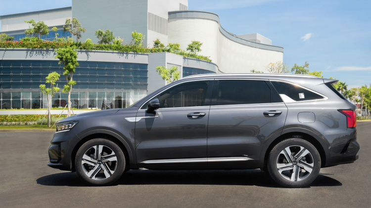 Kia Sorento 2021 chính thức ra mắt tại Việt Nam: tràn ngập trang bị, giá cao nhất 1,35 tỷ đồng Kia Sorento 2021 chính thức ra mắt tại Việt Nam: tràn ngập trang bị, giá cao nhất 1,35 tỷ đồng