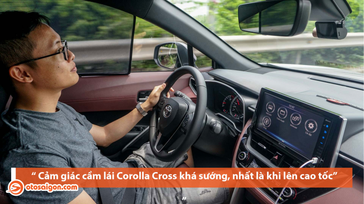 [Đánh giá xe] Người dùng đánh giá Toyota Corolla Cross 1.8V vừa mua: “Ấn tượng với trang bị trên xe”