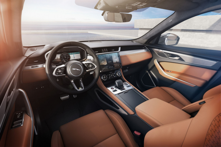 Jaguar F-Pace 2021 trình làng: lột xác ngoạn mục về thiết kế và công nghệ Jaguar F-Pace 2021 trình làng: lột xác ngoạn mục về thiết kế và công nghệ