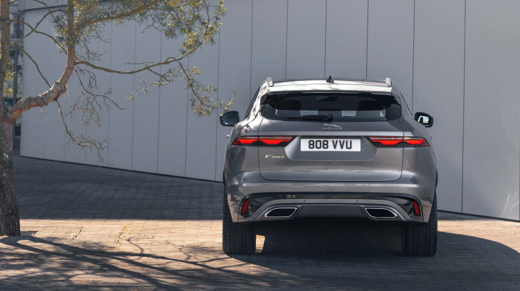 Jaguar F-Pace 2021 trình làng: lột xác ngoạn mục về thiết kế và công nghệ Jaguar F-Pace 2021 trình làng: lột xác ngoạn mục về thiết kế và công nghệ