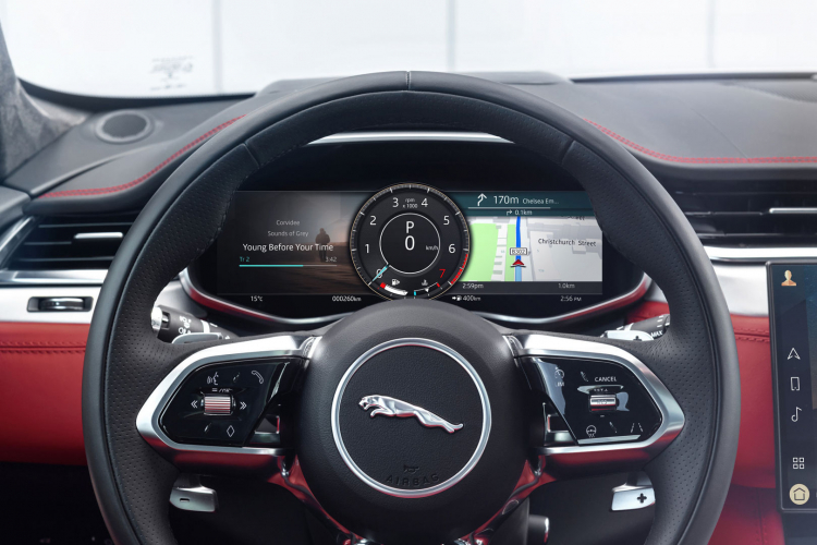 Jaguar F-Pace 2021 trình làng: lột xác ngoạn mục về thiết kế và công nghệ Jaguar F-Pace 2021 trình làng: lột xác ngoạn mục về thiết kế và công nghệ