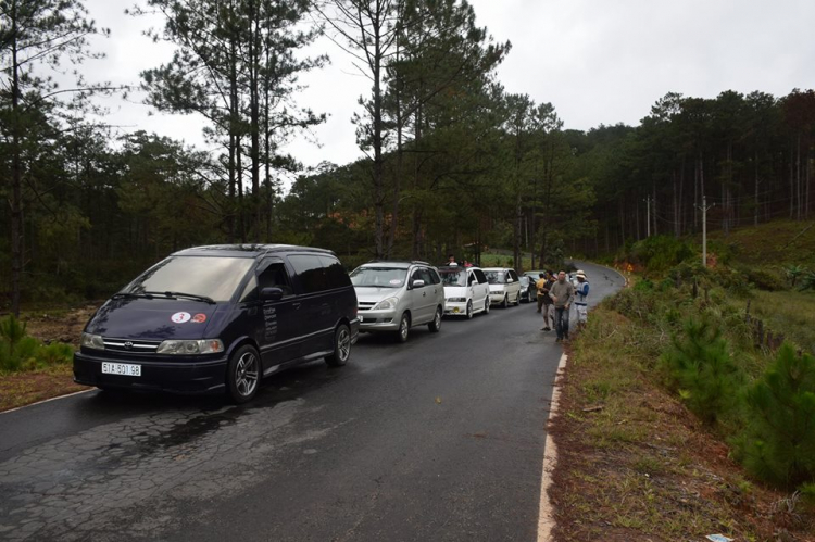 Cuộc Du Hành Sài Gòn - Đà Nẵng: 24h bay đến - 18h bay về bằng Toyota Previa