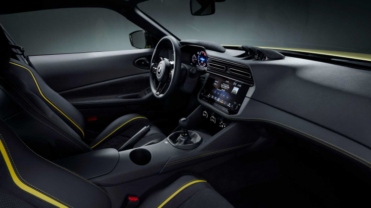 Nissan giới thiệu Z Proto concept: Hứa hẹn 400 mã lực kết hợp với số sàn