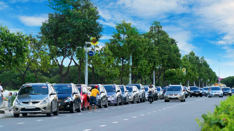 Caravan Sài Gòn - Phan Thiết "Grandis Đam Mê Vượt Thời Gian"