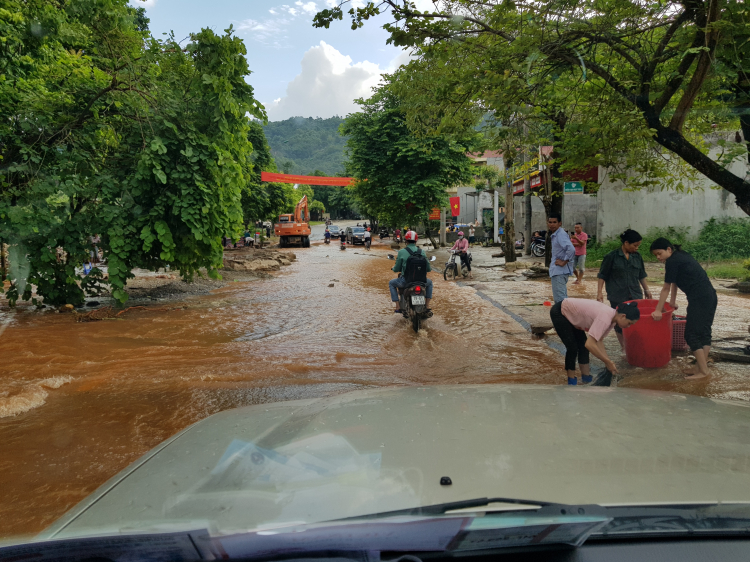 Kỳ nghỉ hè ngắn ngủi năm 2020 với chiến binh "già gân" Land Cruiser: 13 ngày - 5.500km !