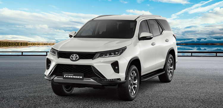 Chi tiết trang bị trên các phiên bản Toyota Fortuner 2021: có còn bị chê nghèo nàn?