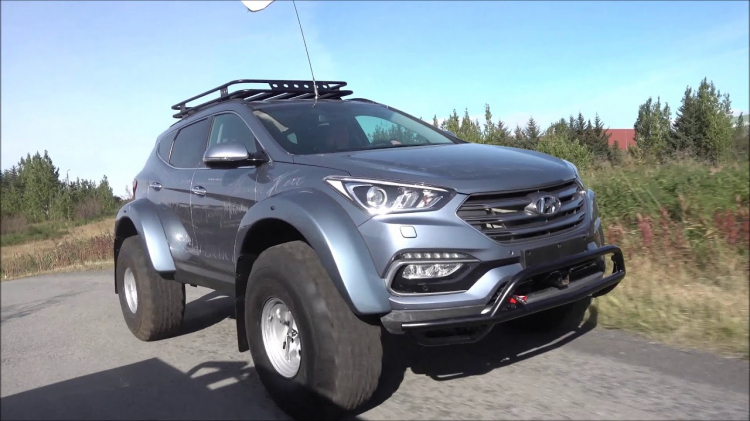 Toyota Fortuner 2021 chính thức ra mắt tại Việt Nam: Có tới 7 phiên bản, giá từ 995 triệu-1,4 tỷ đồng Toyota Fortuner 2021 chính thức ra mắt tại Việt Nam: Có tới 7 phiên bản, giá từ 995 triệu-1,4 tỷ đồng