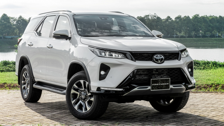 Toyota Fortuner 2021 tại Việt Nam khác gì bản ở Thái Lan?