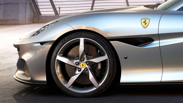 Ferrari ra mắt mẫu GT mui trần Portofino M: thêm công nghệ, tăng sức mạnh