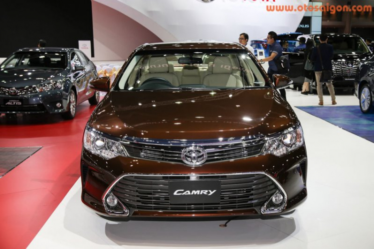 Ảnh thực tế Toyota Camry 2015 tại Thái Lan trước khi ra mắt ở Việt Nam
