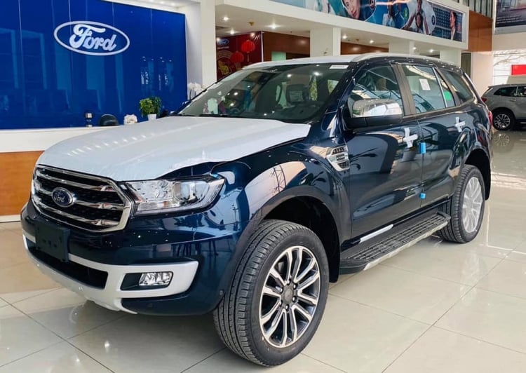 [Infographic] Top CUV/SUV bán chạy tại Việt Nam tháng 8/2020: Ford Everest tiếp tục vượt mặt Fortuner