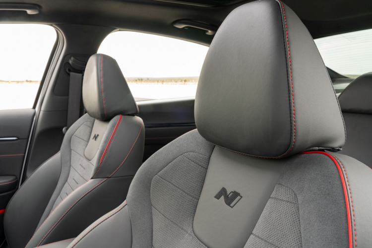 Hyundai Sonata N Line lộ diện ngoại hình thể thao, có thể mạnh đến 290 mã lực Hyundai Sonata N Line lộ diện ngoại hình thể thao, có thể mạnh đến 290 mã lực