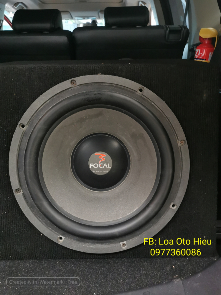 Bổ sung sub Focal cho Mitsubishi Outlander.