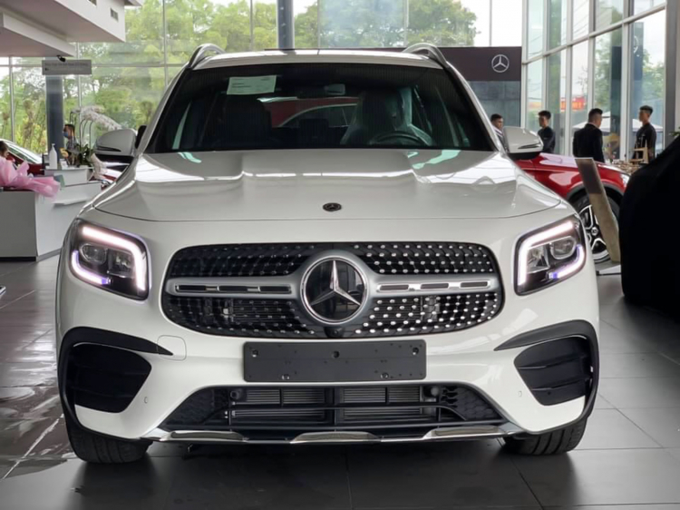 Mercedes-Benz GLB 200 AMG bắt đầu về đại lý, số lượng khá hạn chế