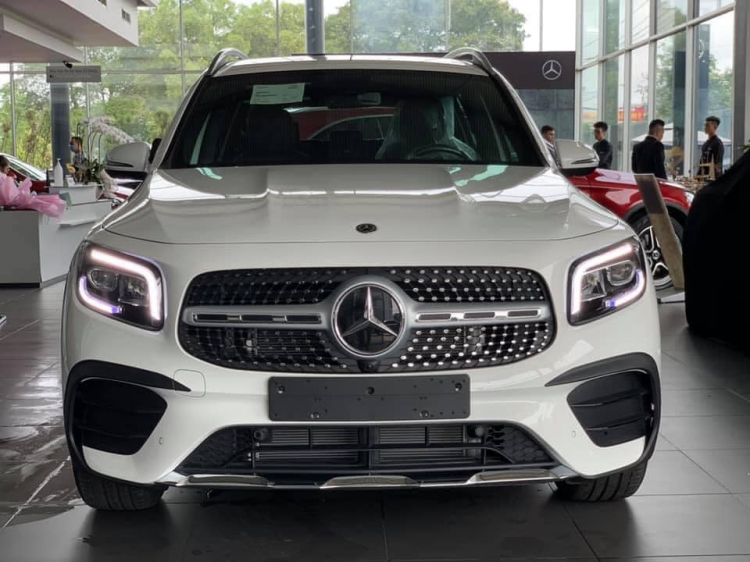 Ảnh xe Mercedes-Benz GLB 200 AMG tại Việt Nam