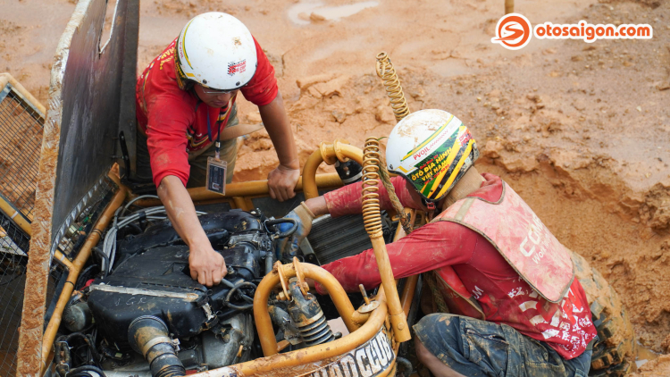 Tường thuật Giải Đua xe Ô tô Địa hình Việt Nam VOC 2020: mưa, bùn lầy làm tăng sự kịch tính Tường thuật Giải Đua xe Ô tô Địa hình Việt Nam VOC 2020: mưa, bùn lầy làm tăng sự kịch tính
