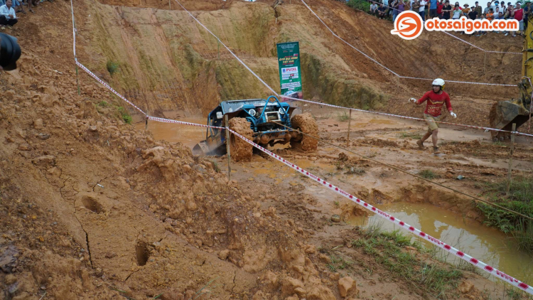 Tường thuật Giải Đua xe Ô tô Địa hình Việt Nam VOC 2020: mưa, bùn lầy làm tăng sự kịch tính Tường thuật Giải Đua xe Ô tô Địa hình Việt Nam VOC 2020: mưa, bùn lầy làm tăng sự kịch tính