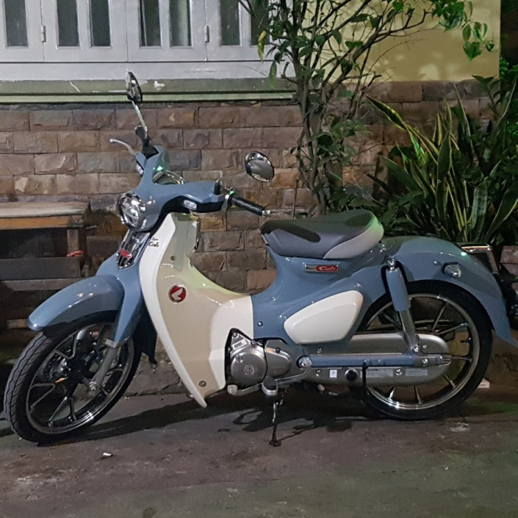 Xe 50cc cho con gái.