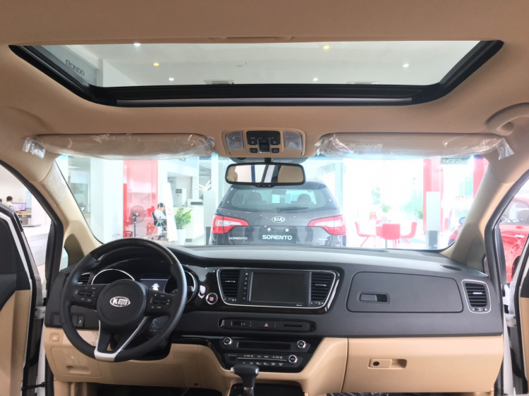 cần bán KIA Sedona full dầu 2019