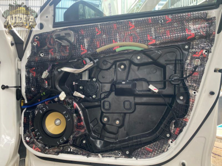 Độ âm thanh cho xe Mazda CX5 - loa Focal-8.jpg