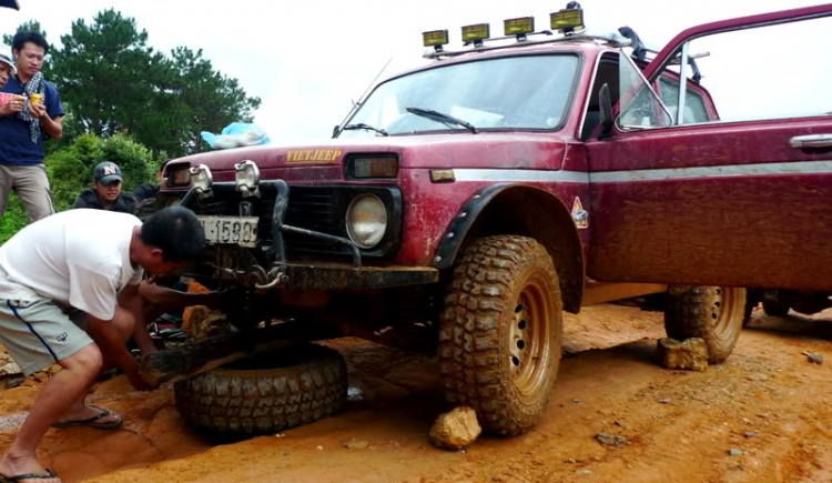 Lada Niva - Russian Range Rover (Phần 5)