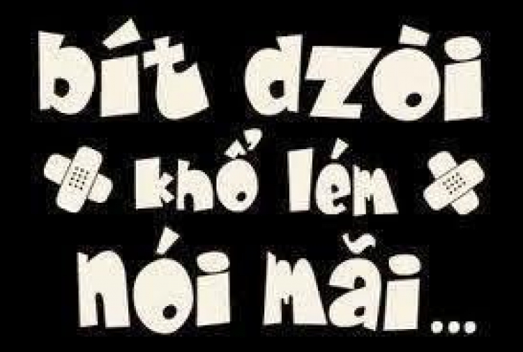 Cả trăm người đạp xe tập thể dục dàn kín đường Phạm Văn Đồng