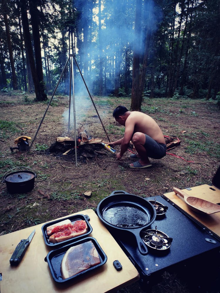 Xuyên Việt "Camping trên những mùa Vàng""