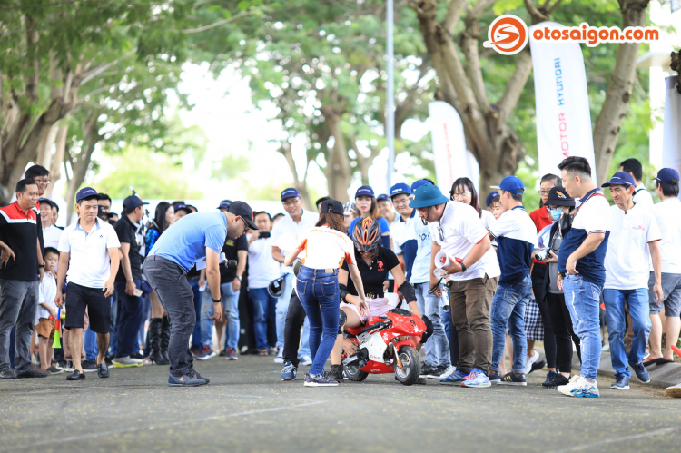 Hyundai Fest 3 - Nối vòng tay lớn