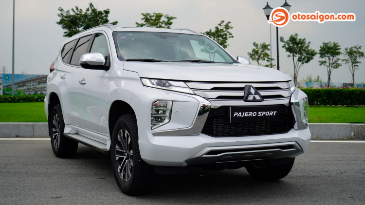 Mitsubishi Pajero Sport 2020 ra mắt tại Việt Nam: giá từ 1,11 tỷ đồng, cạnh tranh bằng trang bị và vận hành