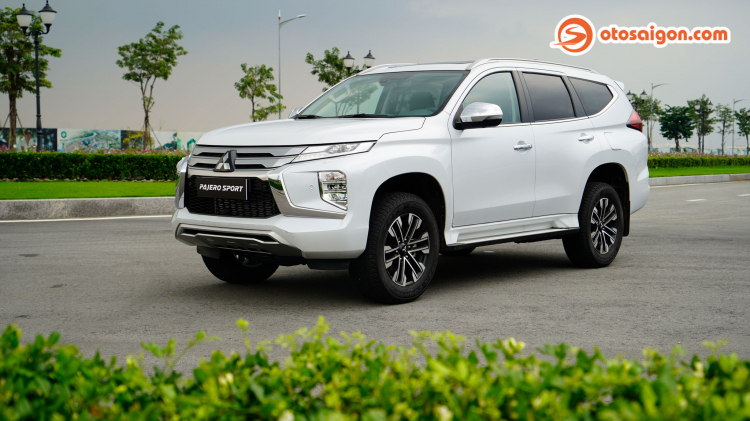 Mitsubishi Pajero Sport 2020 ra mắt tại Việt Nam: giá từ 1,11 tỷ đồng, cạnh tranh bằng trang bị và vận hành