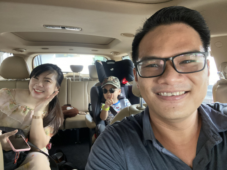 Các bác nghĩ sao về việc cấm trẻ em ngồi ghế trước ô tô? Các bác nghĩ sao về việc cấm trẻ em ngồi ghế trước ô tô?