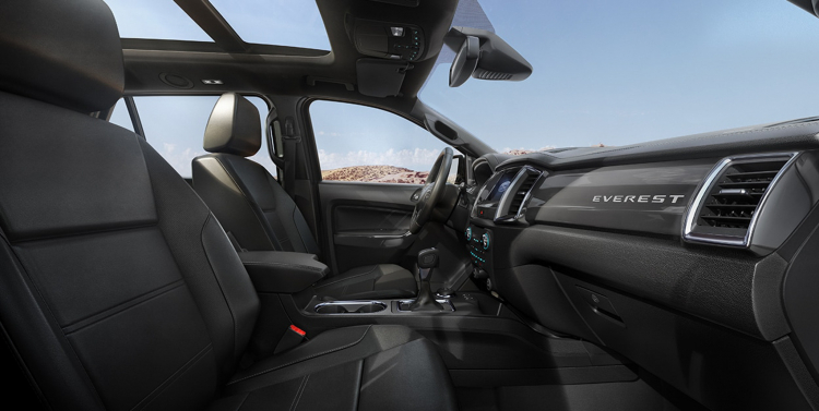 So sánh Mitsubishi Pajero Sport và Ford Everest: chọn SUV máy dầu cao cấp nào trong tầm giá 1,4 tỷ? So sánh Mitsubishi Pajero Sport và Ford Everest: chọn SUV máy dầu cao cấp nào trong tầm giá 1,4 tỷ?