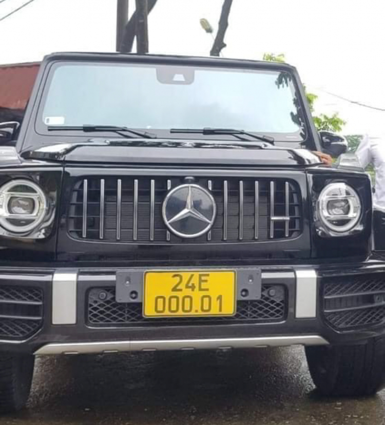 Chiếc Mercedes-AMG G63 hơn 10 tỷ tại Lào Cai gây tò mò khi đăng ký biển số vàng của xe chạy dịch vụ