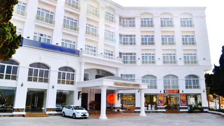 Tư vấn Khách sạn gần chợ Đà Lạt có bãi đậu xe ô tô