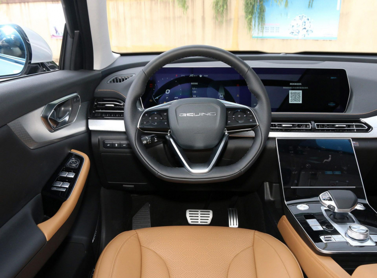Beijing X7 tiếp cận khách hàng Việt: giá từ 520 triệu, trang bị như xe sang
