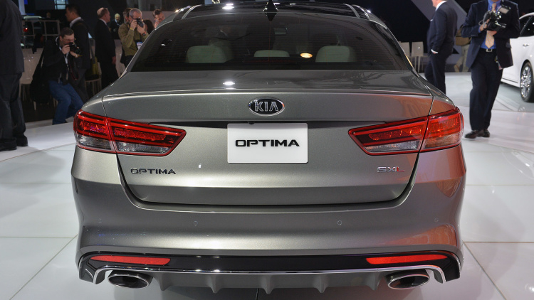 Nhìn cận cảnh Kia Optima 2016 vừa ra mắt tại New York