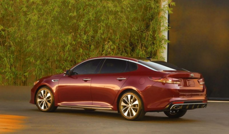 Nhìn cận cảnh Kia Optima 2016 vừa ra mắt tại New York