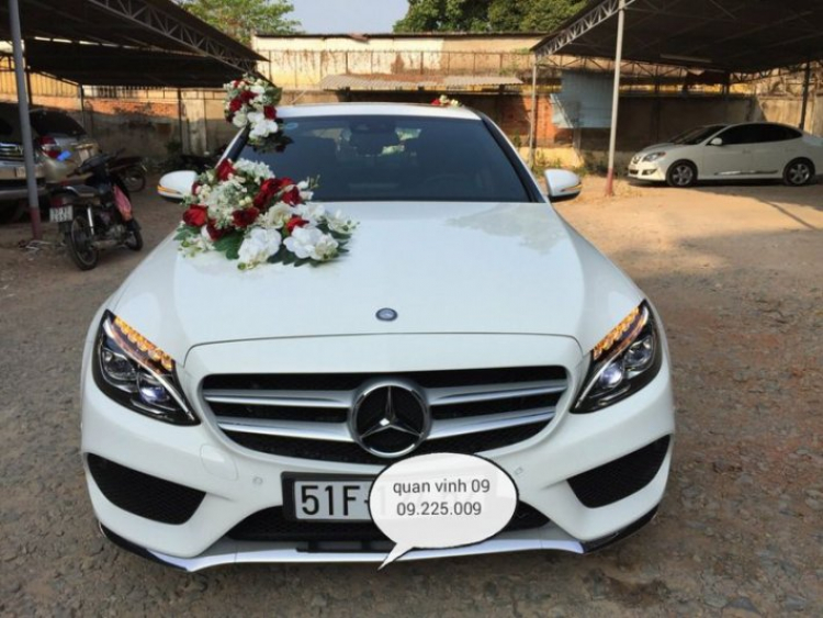 Mercedes C63 AMG 2015 có giá từ 63.900 USD