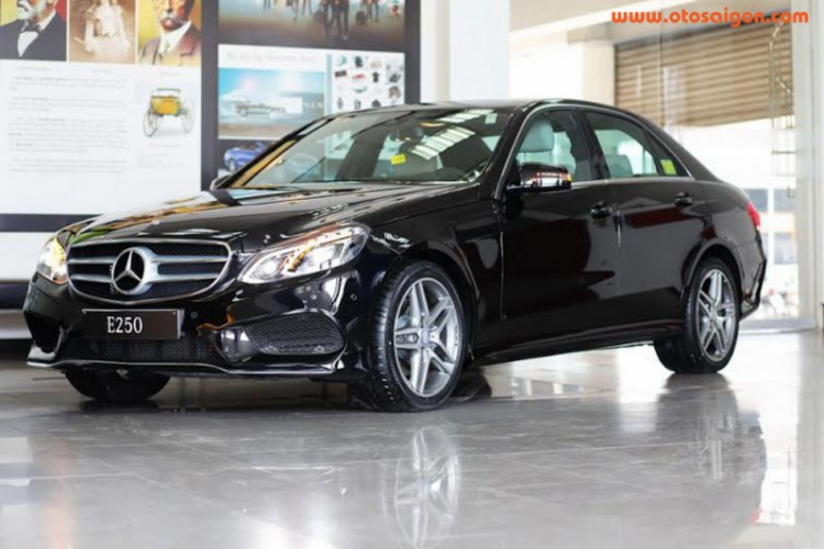 Ngắm Mercedes-Benz E250 AMG giá 2,259 tỷ đồng tại Haxaco